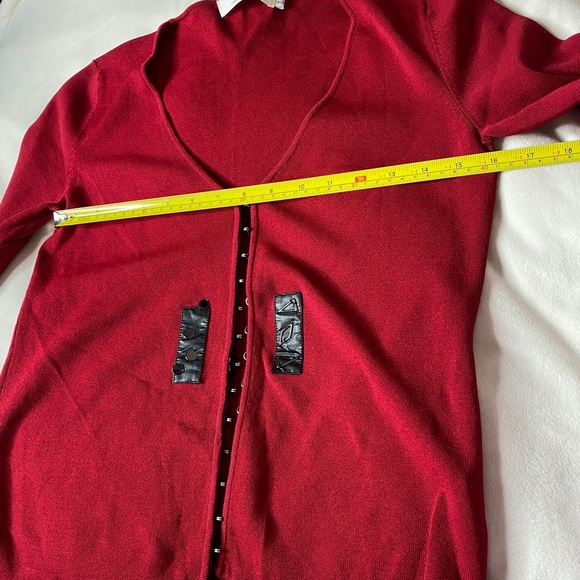 Red Cardigan Fitted Silhouette Metal Accents Multi Media Design - Picture 11 of 11